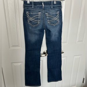 Women’s Ariat REAL Denim Midrise boot cut jeans. Size 29R.